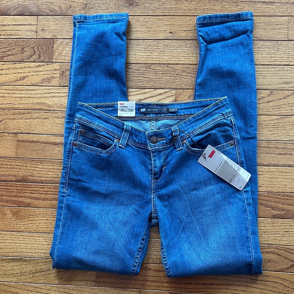 Levi's Women's Classic Blue Skinny Jeans